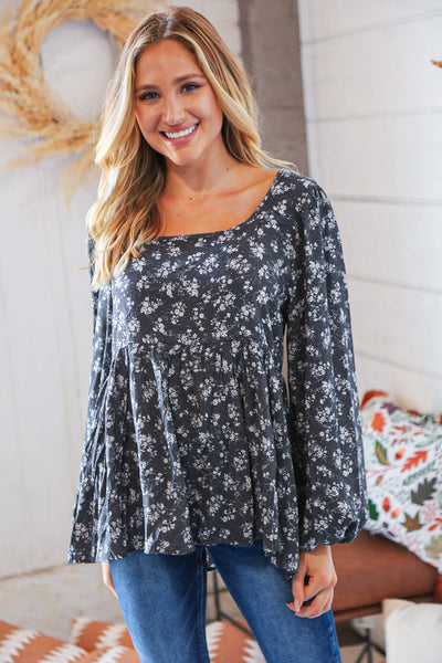 Charcoal Crinkle Floral Lace-Up Woven Bubble Sleeve Top