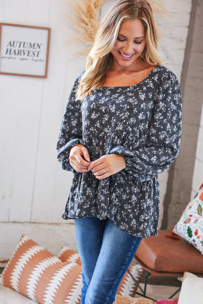 Charcoal Crinkle Floral Lace-Up Woven Bubble Sleeve Top