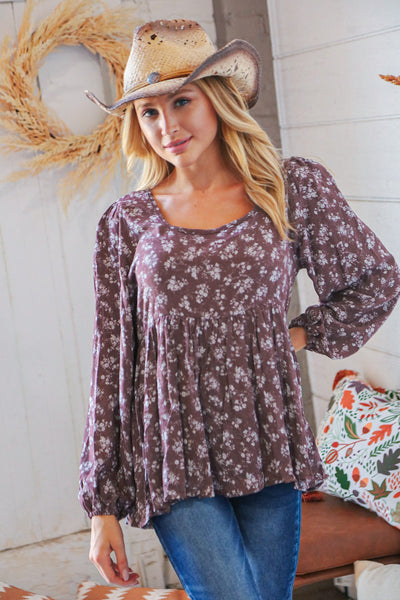 Eggplant Crinkle Floral Lace-Up Woven Bubble Sleeve Top