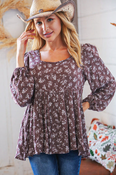 Eggplant Crinkle Floral Lace-Up Woven Bubble Sleeve Top