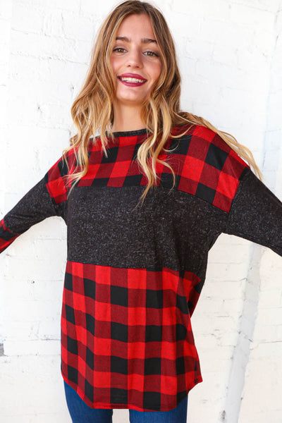 Hacci Plaid and Black Color Block Pullover