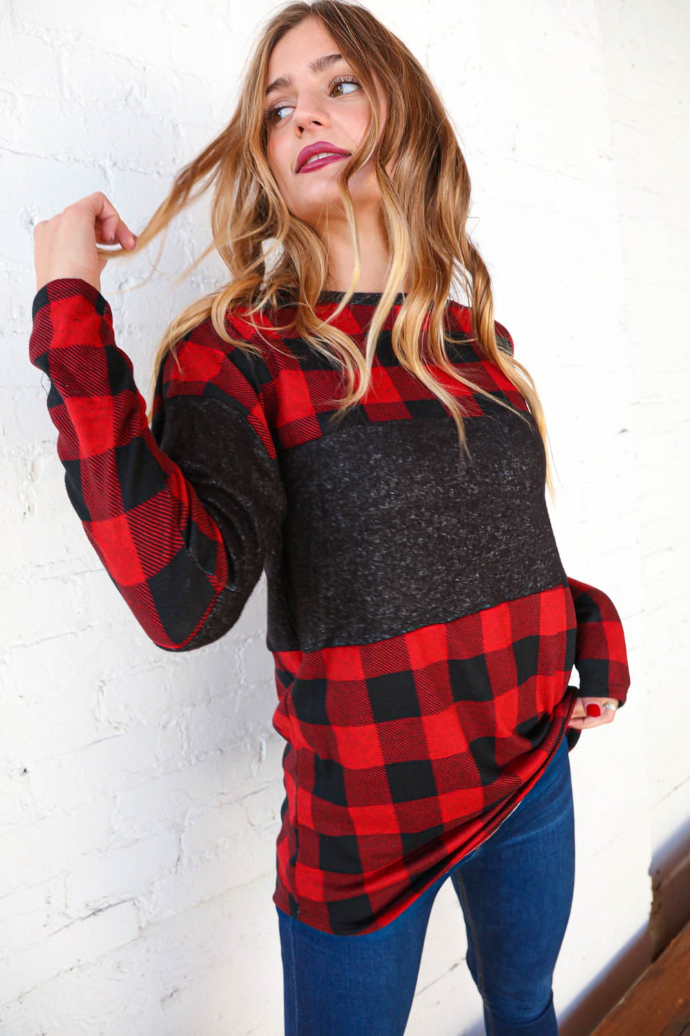 Hacci Plaid and Black Color Block Pullover