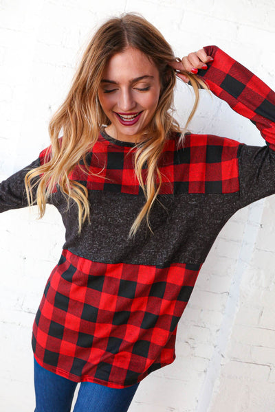 Hacci Plaid and Black Color Block Pullover