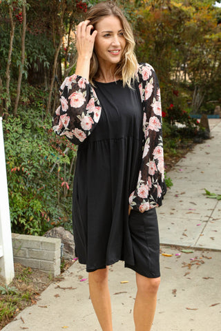 Floral Chiffon Flare Knit Dress with Side Pockets