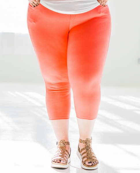 Quintessential Spring Jeggings in Coral