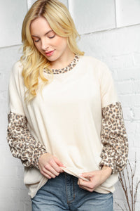 Cashmere Feel Hacci Leopard Bubble Sleeve Top