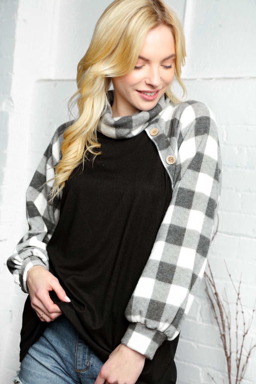 Cashmere Feel Plaid Turtle Neck Raglan Top